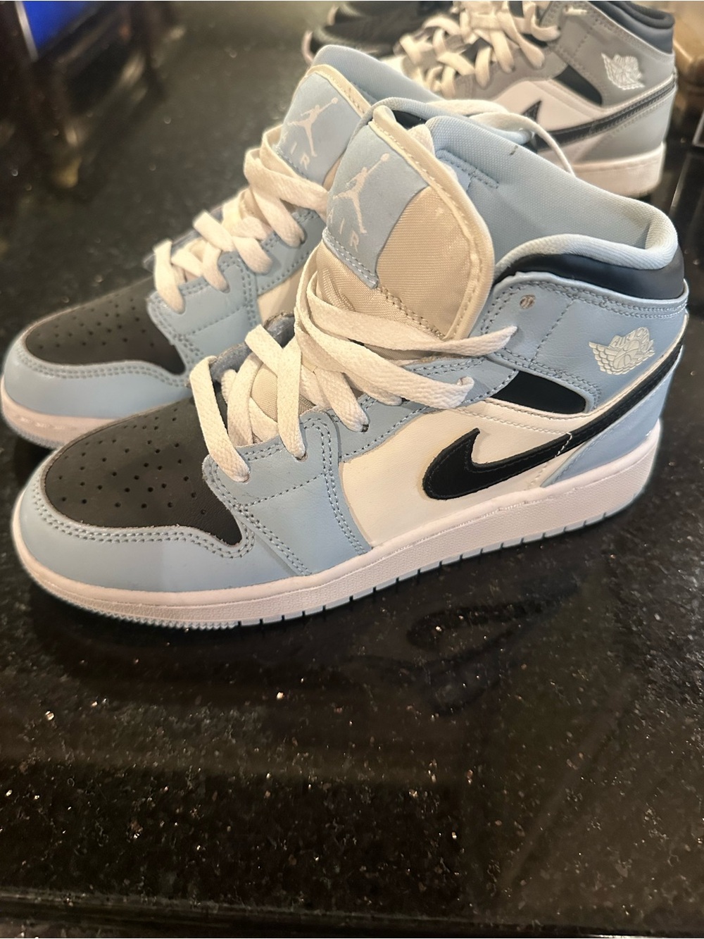 Nike Jordan Kids High-Top Sneakers in Light Blue, White & Black
